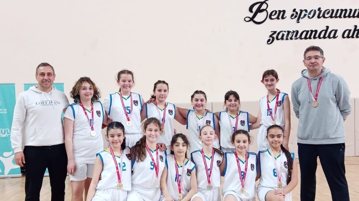 Küçük Kızlar Basketbol Turnuvası